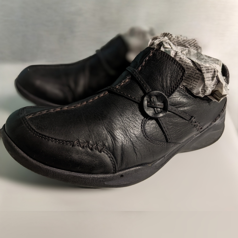 Clarks Wave Black Leather Loafers Size Women's US 8 1/2 W